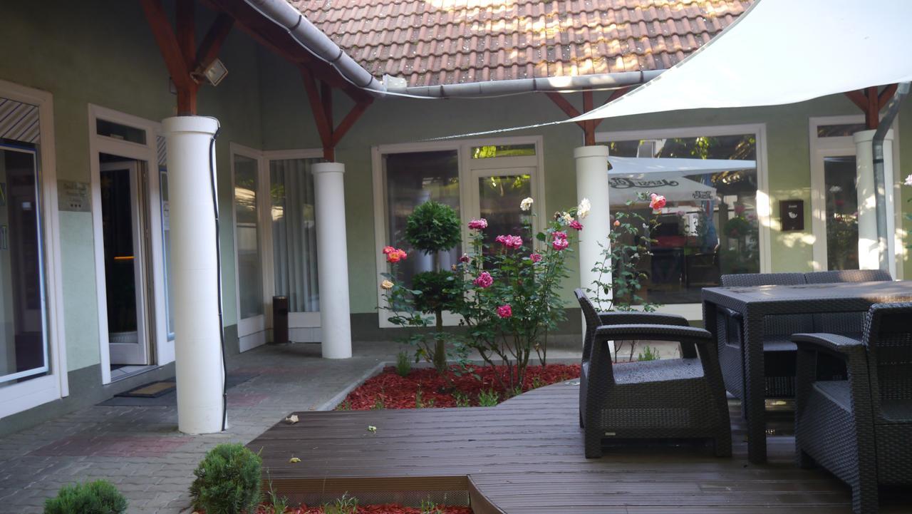 Tinódi Fogadó Sárvár Exterior foto